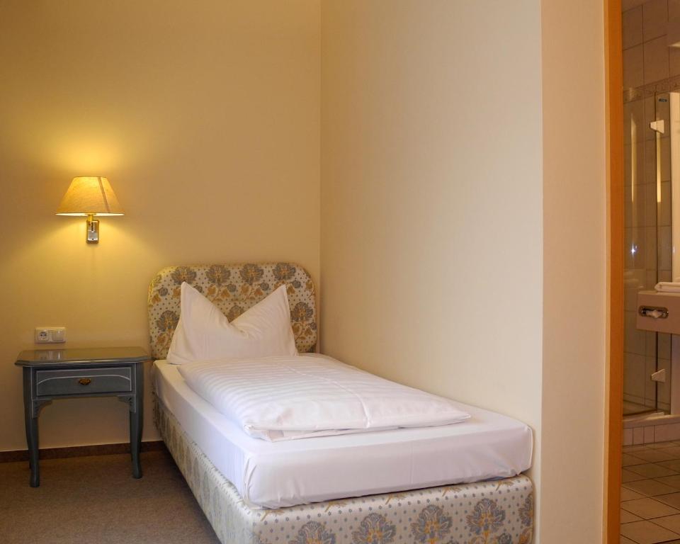 Single Room,28641779:JPEG